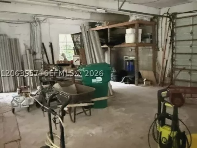 3-bedroom home for sale in Miami - 23805 SW 142nd Ave - MondialRealty