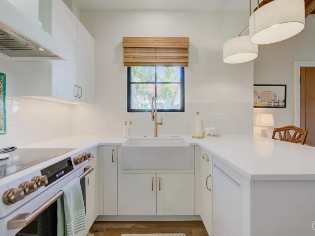 2-bedroom home for rent in Delray Beach - 110 Marine Way #5 Granada - MondialRealty