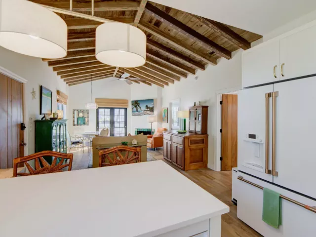 2-bedroom home for rent in Delray Beach - 110 Marine Way #5 Granada - MondialRealty