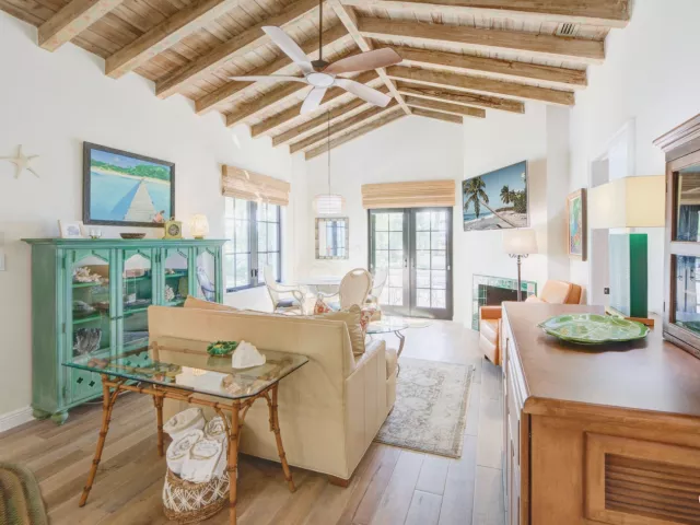 2-bedroom home for rent in Delray Beach - 110 Marine Way #5 Granada - MondialRealty