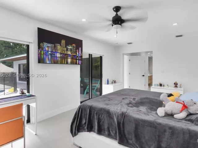 3-bedroom home for sale in Miami - 11243 SW 174th Ter - MondialRealty
