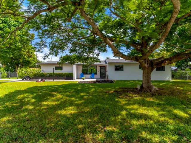 3-bedroom home for sale in Miami - 11243 SW 174th Ter - MondialRealty