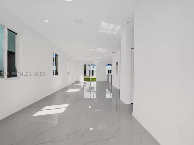 5-bedroom home for sale in Miami - 22555 SW 125th Ave - MondialRealty