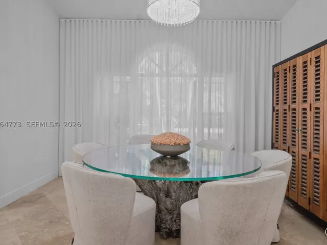 5-bedroom home for sale in Miami - 5750 SW 67 Ave - MondialRealty