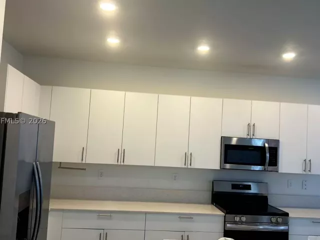 4-bedroom home for rent in Miami - 16144 SW 148th Pl - MondialRealty