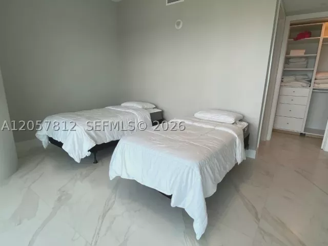 2-bedroom condo for rent in Bal Harbour - 10201 Collins Ave 1005 - MondialRealty