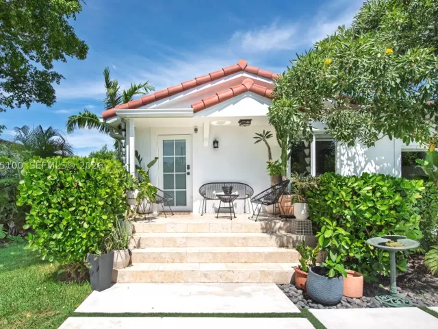 3-bedroom home for sale in Miami - 1450 SW 20th Ave - MondialRealty
