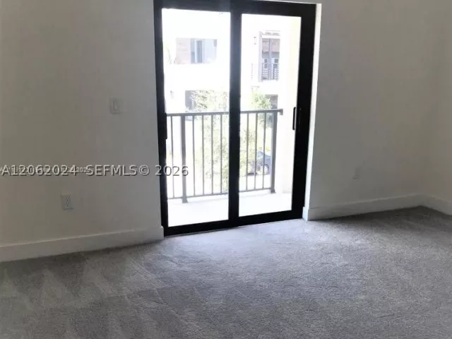3-bedroom home for rent in Doral - 4286 NW 83rd Ave 0 - MondialRealty