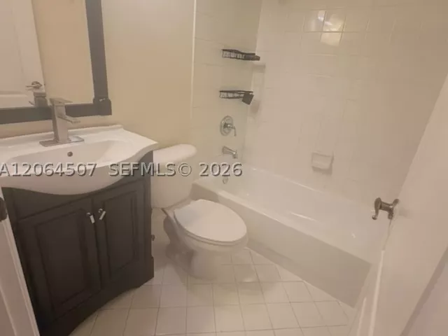 3-bedroom home for rent in Doral - 11440 NW 50th Ter - MondialRealty