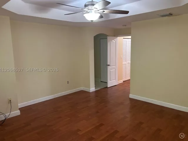 3-bedroom home for rent in Doral - 11440 NW 50th Ter - MondialRealty