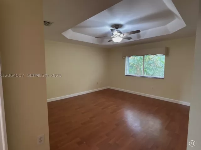 3-bedroom home for rent in Doral - 11440 NW 50th Ter - MondialRealty