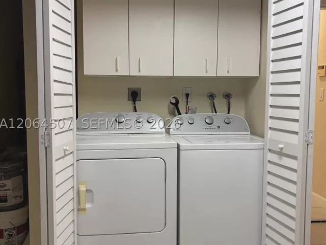 3-bedroom home for rent in Doral - 11440 NW 50th Ter - MondialRealty