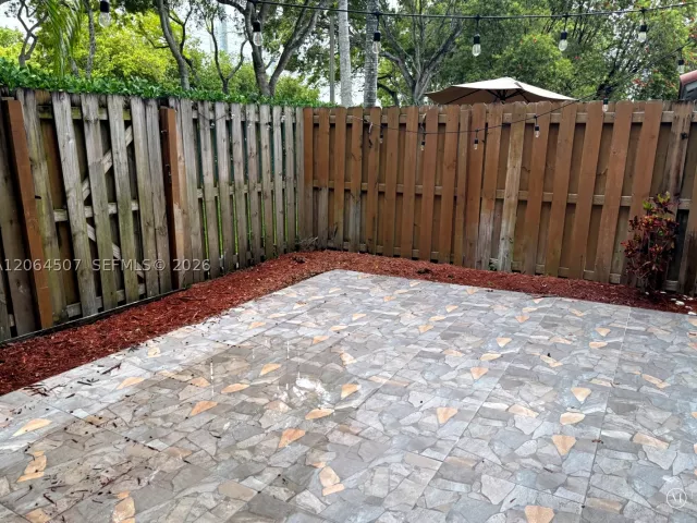3-bedroom home for rent in Doral - 11440 NW 50th Ter - MondialRealty