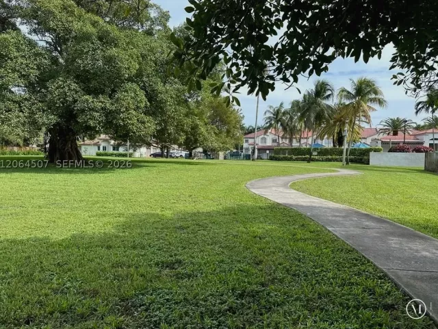 3-bedroom home for rent in Doral - 11440 NW 50th Ter - MondialRealty
