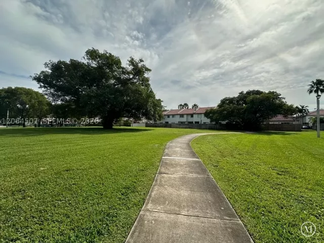 3-bedroom home for rent in Doral - 11440 NW 50th Ter - MondialRealty