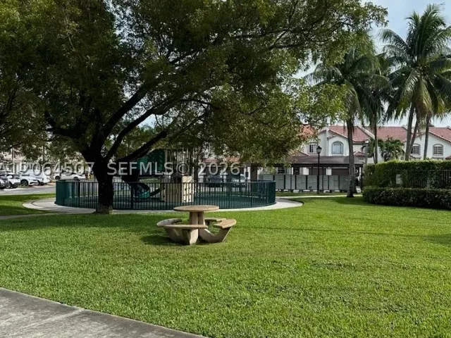 3-bedroom home for rent in Doral - 11440 NW 50th Ter - MondialRealty