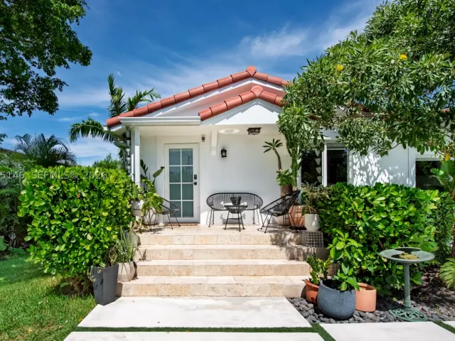 3-bedroom home for rent in Miami - 1450 SW 20th Ave 1450 - MondialRealty