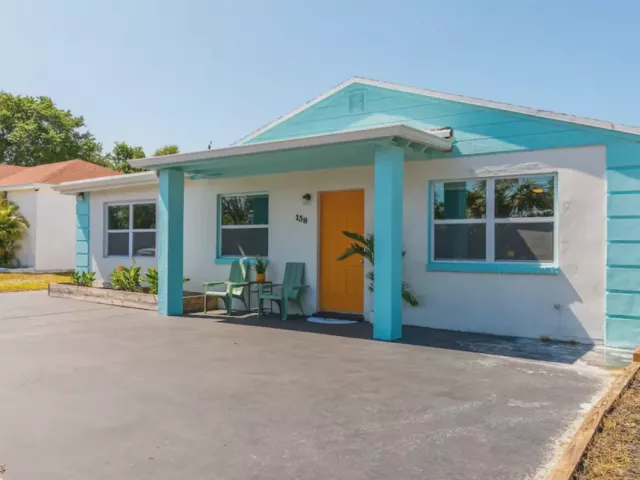 3-bedroom home for rent in Riviera Beach - 138 E 22ND Court - MondialRealty