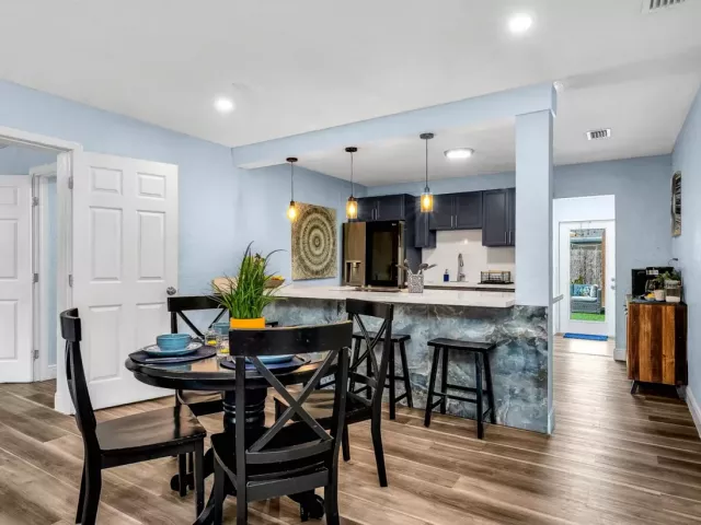3-bedroom home for rent in Riviera Beach - 138 E 22ND Court - MondialRealty