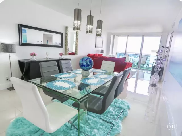 1-bedroom condo for sale in Hollywood - 4001 S Ocean Drive 16H - MondialRealty