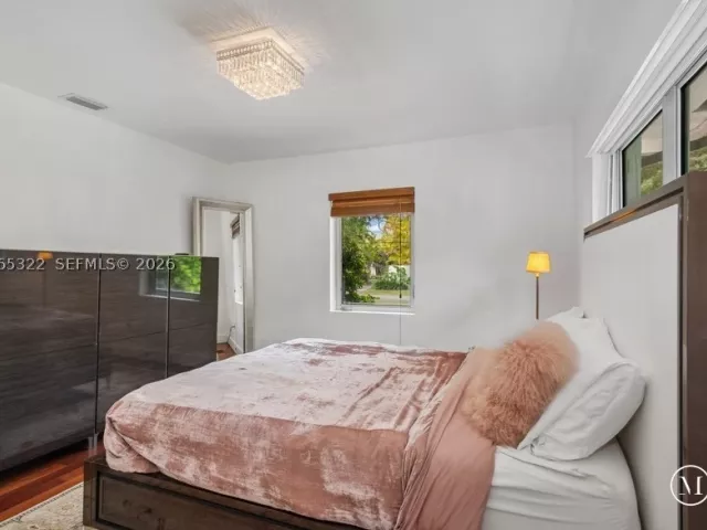 4-bedroom home for sale in Miami - 8215 SW 63rd Pl - MondialRealty