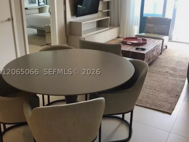 2-bedroom condo for sale in Hollywood - 4111 S Ocean Dr 3605 - MondialRealty