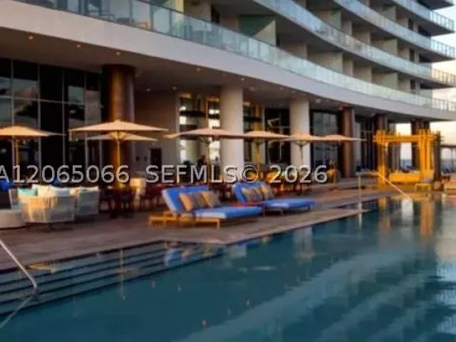 2-bedroom condo for sale in Hollywood - 4111 S Ocean Dr 3605 - MondialRealty