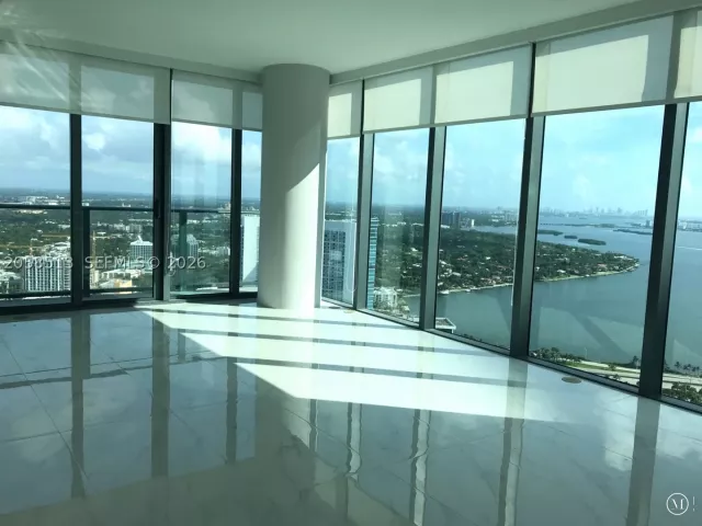 1-bedroom condo for sale in Miami - 650 NE 32nd St 4508 - MondialRealty