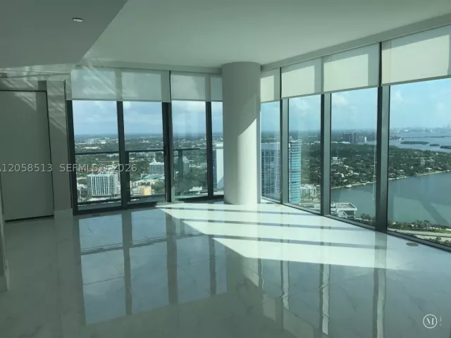 1-bedroom condo for sale in Miami - 650 NE 32nd St 4508 - MondialRealty