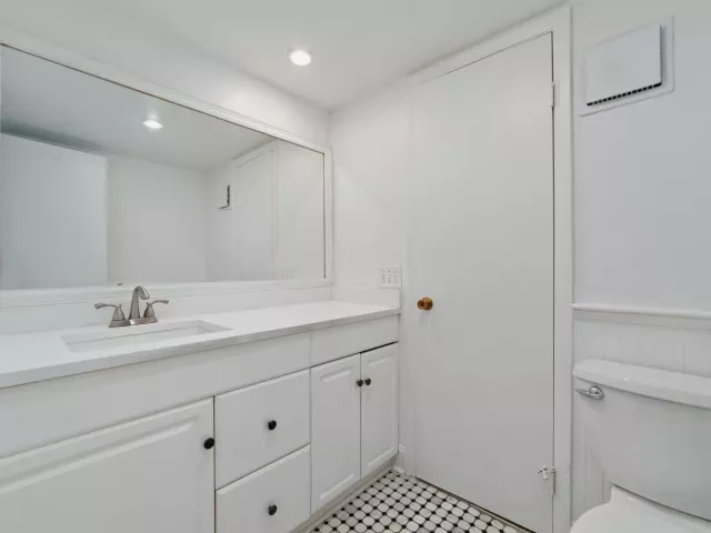 4-bedroom home for sale in Deerfield Beach - 219 Wildwood Circle - MondialRealty