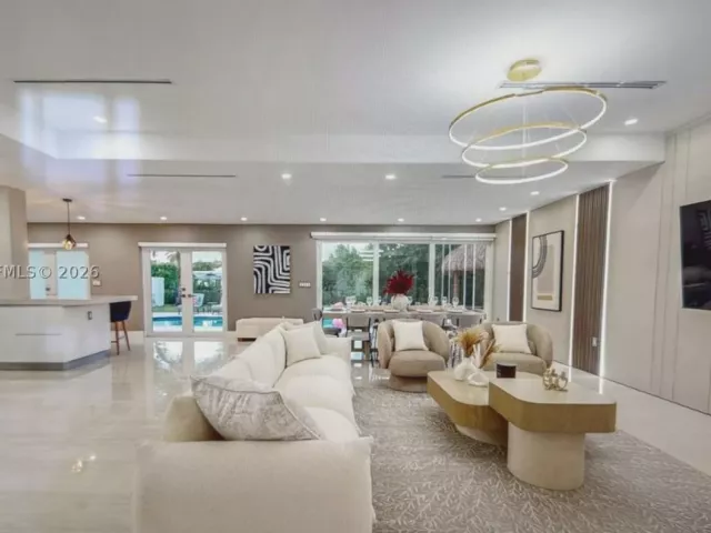 4-bedroom home for rent in Miami - 2335 NE 194th St - MondialRealty