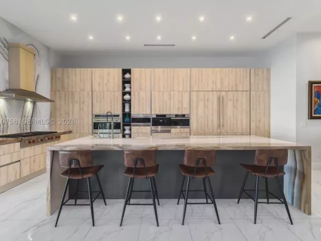 4-bedroom home for sale in Miami - 3585 SW 129th Ave - MondialRealty