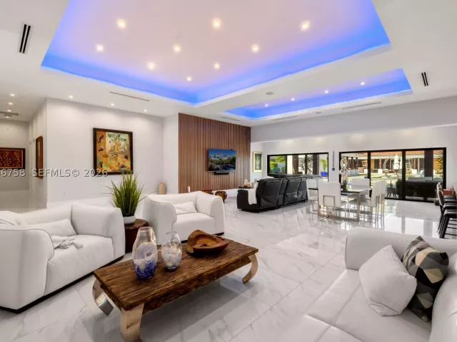 4-bedroom home for sale in Miami - 3585 SW 129th Ave - MondialRealty