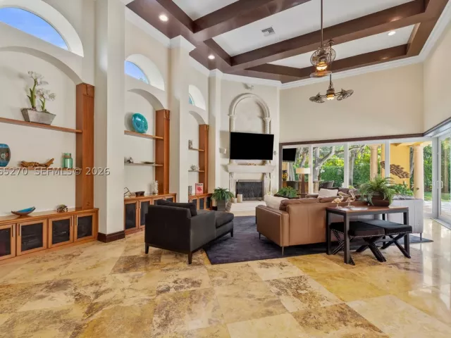 5-bedroom home for sale in Miami - 9245 SW 93rd Ave - MondialRealty