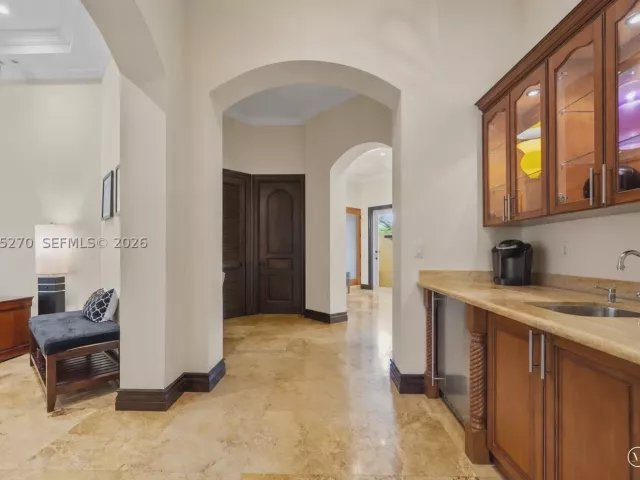 5-bedroom home for sale in Miami - 9245 SW 93rd Ave - MondialRealty