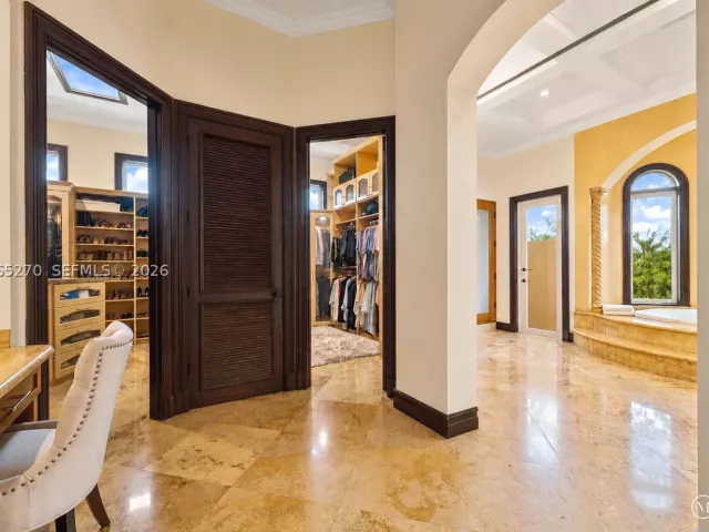 5-bedroom home for sale in Miami - 9245 SW 93rd Ave - MondialRealty