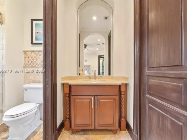 5-bedroom home for sale in Miami - 9245 SW 93rd Ave - MondialRealty