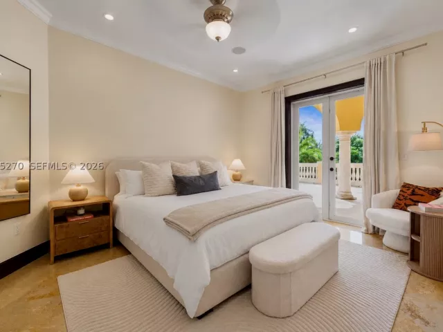 5-bedroom home for sale in Miami - 9245 SW 93rd Ave - MondialRealty