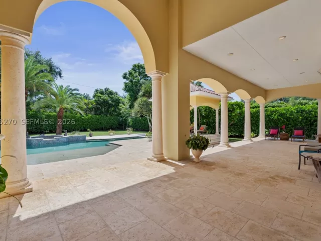 5-bedroom home for sale in Miami - 9245 SW 93rd Ave - MondialRealty