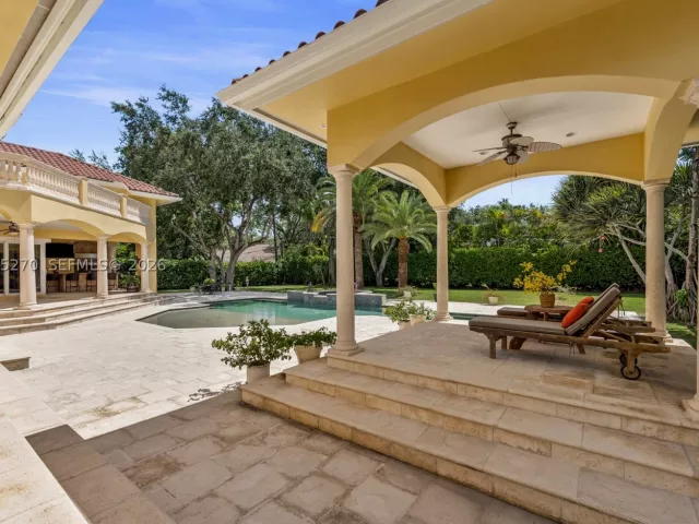 5-bedroom home for sale in Miami - 9245 SW 93rd Ave - MondialRealty
