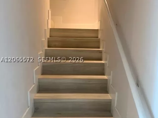 2-bedroom condo for rent in Sunny Isles Beach - 400 Sunny Isles Blvd 1606 - MondialRealty