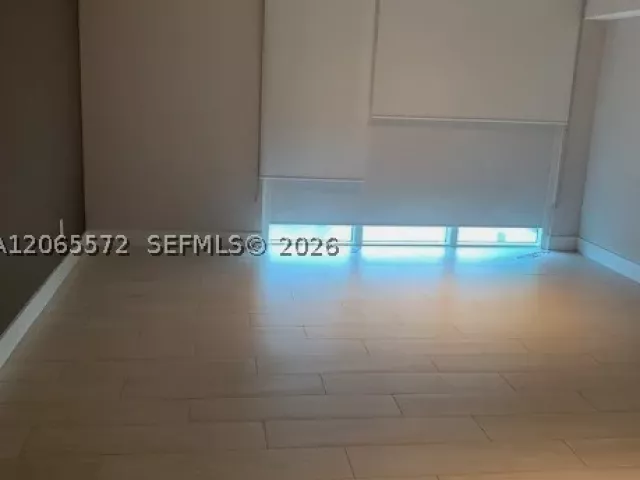 2-bedroom condo for rent in Sunny Isles Beach - 400 Sunny Isles Blvd 1606 - MondialRealty