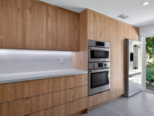 4-bedroom home for rent in Miami - 2733 SW 15th Street - MondialRealty