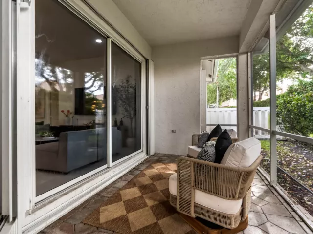 3-bedroom home for sale in West Palm Beach - 8620 HIGH CAY - MondialRealty