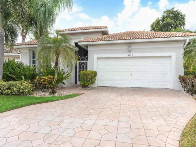 3-bedroom home for sale in West Palm Beach - 8620 HIGH CAY - MondialRealty
