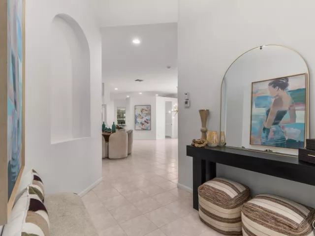 3-bedroom home for sale in West Palm Beach - 8620 HIGH CAY - MondialRealty