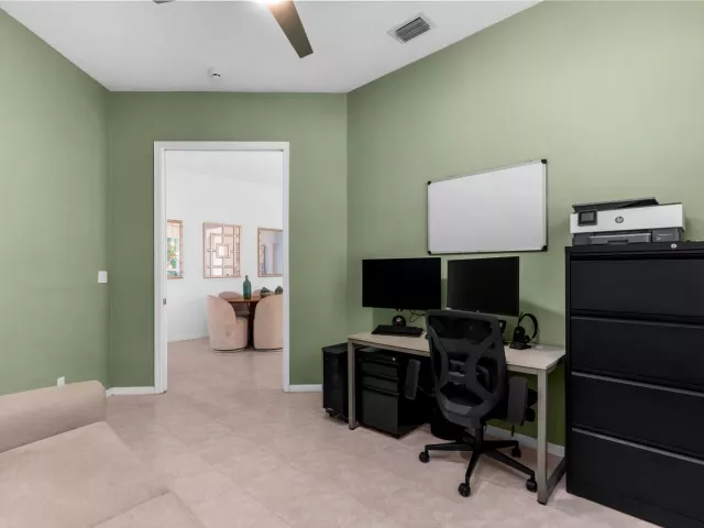 3-bedroom home for sale in West Palm Beach - 8620 HIGH CAY - MondialRealty