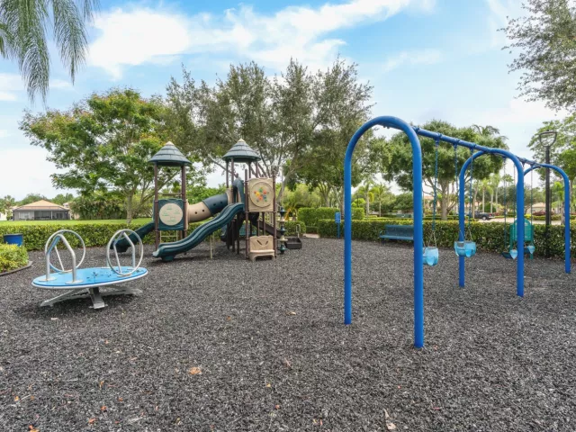 3-bedroom home for sale in West Palm Beach - 8620 HIGH CAY - MondialRealty