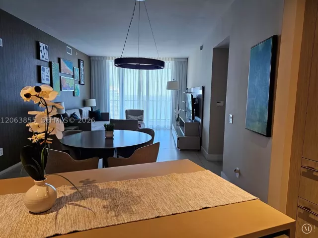 2-bedroom condo for sale in Hollywood - 4111 S Ocean Dr 3608 - MondialRealty