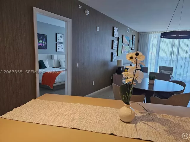 2-bedroom condo for sale in Hollywood - 4111 S Ocean Dr 3608 - MondialRealty